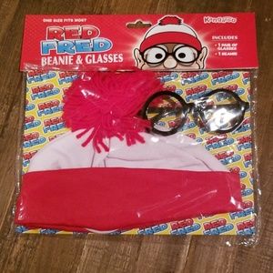 Kangaroo Red Fred Beanie & Glasses New NWT Waldo